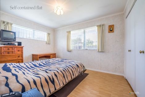 Photo of property in 33 Fairfield Avenue, Fairfield, Lower Hutt, 5011