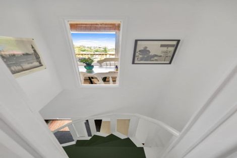 Photo of property in 2/104 Tosswill Road, Tahunanui, Nelson, 7011