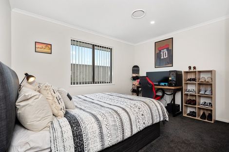 Photo of property in 56 Drabble Crescent, Papamoa Beach, Papamoa, 3118