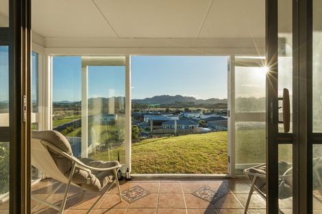 Photo of property in 43 Hanlen Avenue, Waihi Beach, 3611