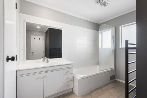 Photo of property in 3/7 Robins Road, Judea, Tauranga, 3110