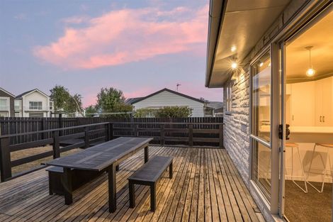 Photo of property in 41 Cleat Street, Whitby, Porirua, 5024