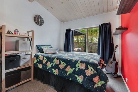 Photo of property in 24a Fairway Avenue, Red Beach, 0932