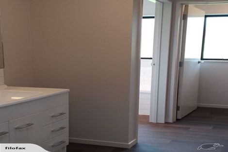 Photo of property in 115 Nixon Road, Taupaki, Henderson, 0782