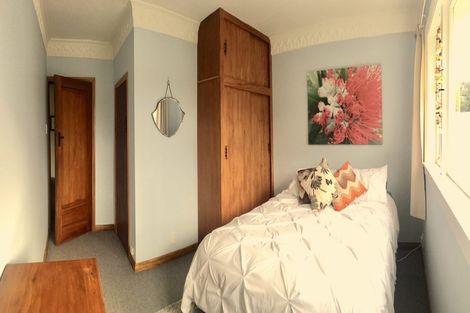 Photo of property in 40 Jackson Street, Island Bay, Wellington, 6023