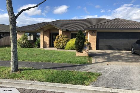 Photo of property in 15 Belcoo Crescent, East Tamaki, Auckland, 2013