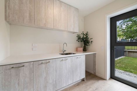 Photo of property in 28 Woods Crescent, Cromwell, 9310