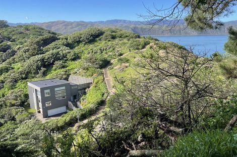 Photo of property in 79 Mantell Street, Seatoun, Wellington, 6022