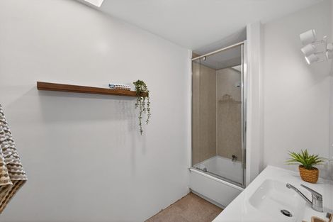 Photo of property in 2/503 Ilam Road, Bryndwr, Christchurch, 8053