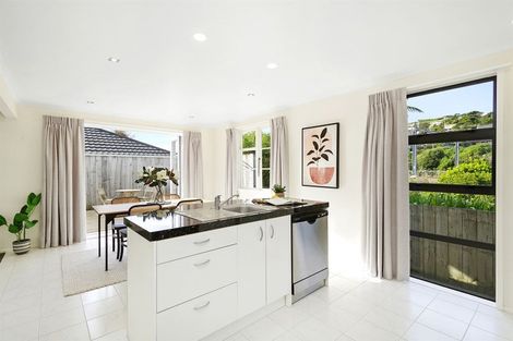 Photo of property in 2 Melville Street, Tawa, Wellington, 5028