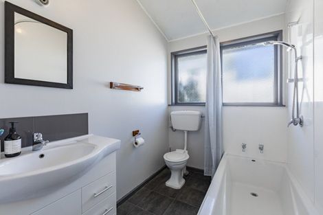 Photo of property in 124a Charles Street, Westshore, Napier, 4110