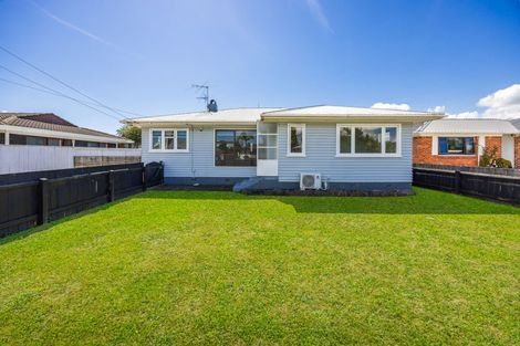 Photo of property in 41 Hill Crescent, Papakura, 2110
