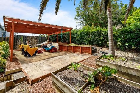 Photo of property in 24 Danbury Drive, Torbay, Auckland, 0630