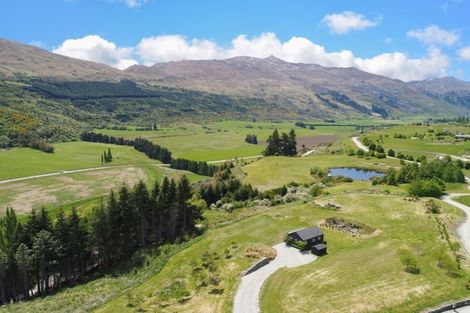Photo of property in 40 Toka Road, Dalefield, Queenstown, 9371