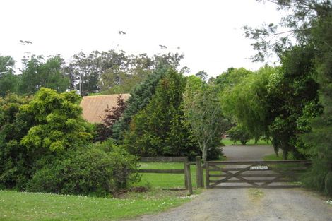 Photo of property in 30 Taha Road, Waimauku, 0881