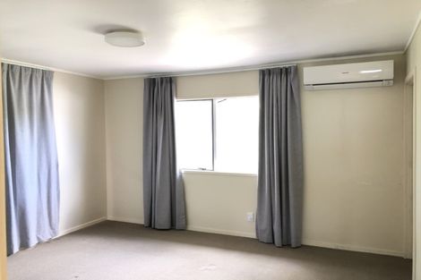 Photo of property in 2/66 Buscomb Avenue, Henderson, Auckland, 0610