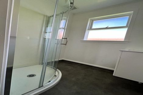 Photo of property in 106 Lincoln Park Avenue, Massey, Auckland, 0614