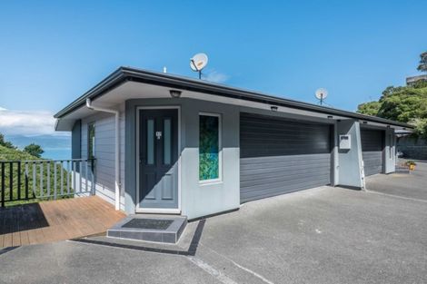 Photo of property in Onslow Heights, 17c Onslow Road, Khandallah, Wellington, 6035