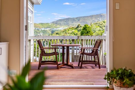 Photo of property in 10 Imlay Crescent, Ngaio, Wellington, 6035