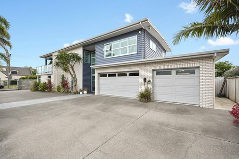 Photo of property in 66 Rototuna Road, Rototuna, Hamilton, 3210