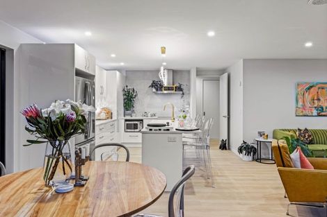 Photo of property in 10 Pendeen Crescent, Jacks Point, Queenstown, 9371