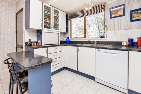 Photo of property in 1 Rowan Terrace, Te Atatu South, Auckland, 0610