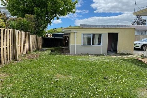 Photo of property in 2/139 Gills Road, Half Moon Bay, Auckland, 2014
