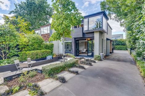 Photo of property in 1/52 Aikmans Road, Merivale, Christchurch, 8014