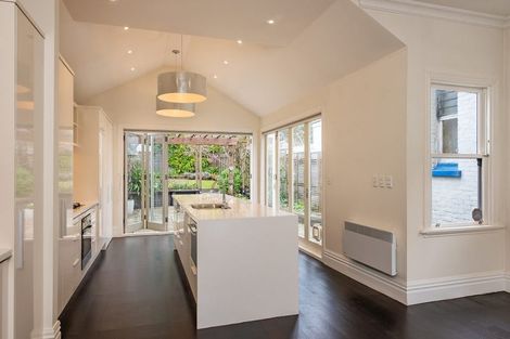 Photo of property in 12 Roy Street, Newtown, Wellington, 6021