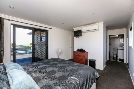 Photo of property in 37 Upper Pitone Road, Pitone, New Plymouth, 4374