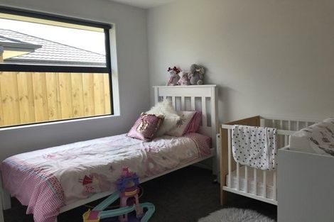 Photo of property in 43 Thornborough Drive, Rolleston, 7615