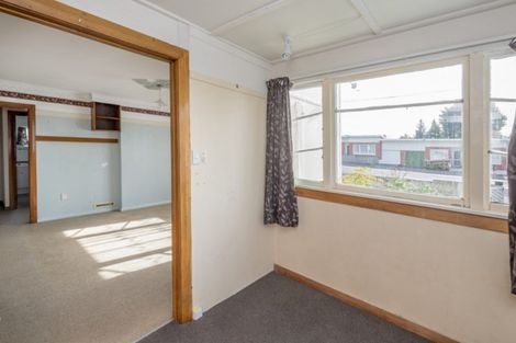 Photo of property in 96 Winchester Street, Levin, 5510