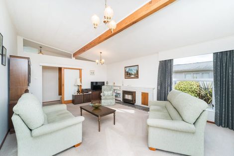 Photo of property in 12 Kapiti Place, Awapuni, Palmerston North, 4412