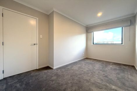 Photo of property in 26 Tuamaka Lane, Hobsonville, Auckland, 0616