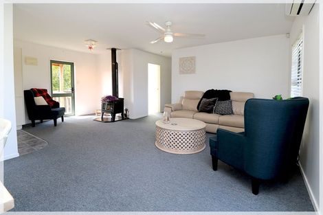 Photo of property in 13 Te Awa Street, Foxton Beach, Foxton, 4815