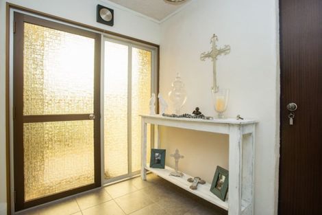 Photo of property in 2 Avenue Road, Greenmeadows, Napier, 4112