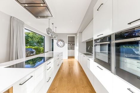 Photo of property in 11 Sharon Road, Waiake, Auckland, 0630