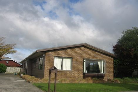 Photo of property in 25 Dalwood Grove, Highbury, Palmerston North, 4412