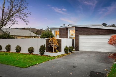 Photo of property in 8 Koromiko Street, Saint Martins, Christchurch, 8022