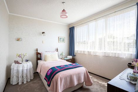 Photo of property in 33 South Road, Blagdon, New Plymouth, 4310