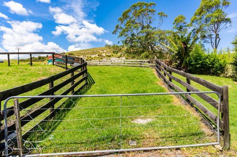 Photo of property in 2305 State Highway 12, Paparoa, 0571