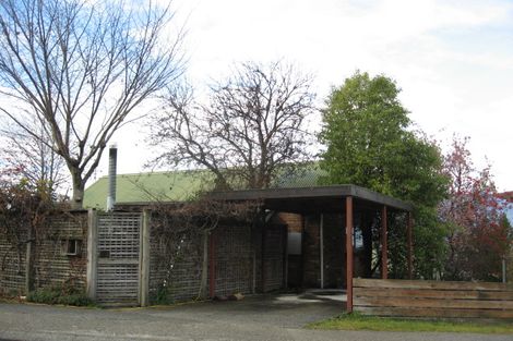 Photo of property in 7 Wynyard Crescent, Fernhill, Queenstown, 9300