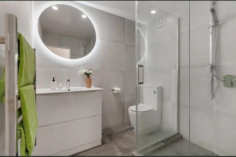 Photo of property in 19a Muir Avenue, Mangere Bridge, Auckland, 2022