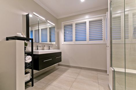 Photo of property in 13 Oak Valley Road, Dairy Flat, Albany, 0792