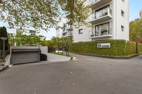 Photo of property in 2/18 Carlton Mill Road, Merivale, Christchurch, 8014