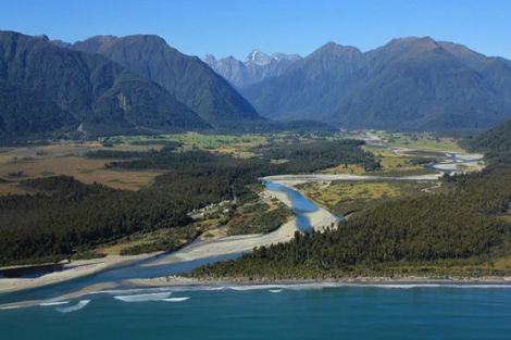 Photo of property in 4667 Haast Highway, Bruce Bay, Haast, 7886