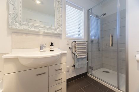 Photo of property in 58 Hillcrest Road North, Raumati Beach, Paraparaumu, 5032