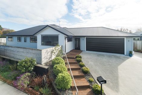 Photo of property in 5 Waimarama Court, Roslyn, Palmerston North, 4414