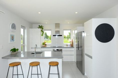 Photo of property in 50 Shillingford Boulevard, Rolleston, 7615