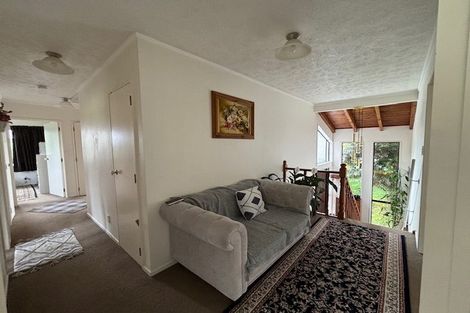 Photo of property in 86 Gosford Drive, Botany Downs, Auckland, 2010